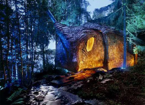 organic-curved-forest-green-house
