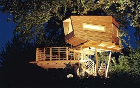 tree-house-futuristic