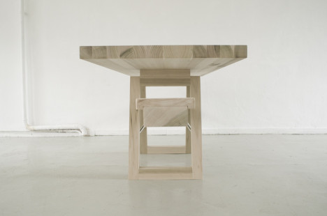 see saw table 4