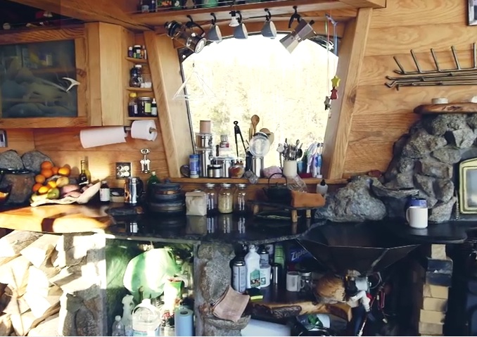 inside-mike-basich-tiny-house-cabin