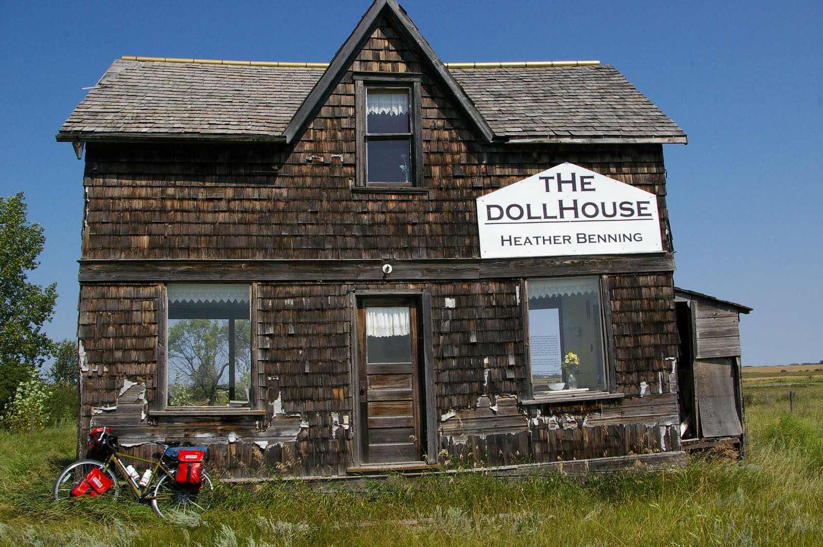 The abandoned house that became 'The Dollhouse'