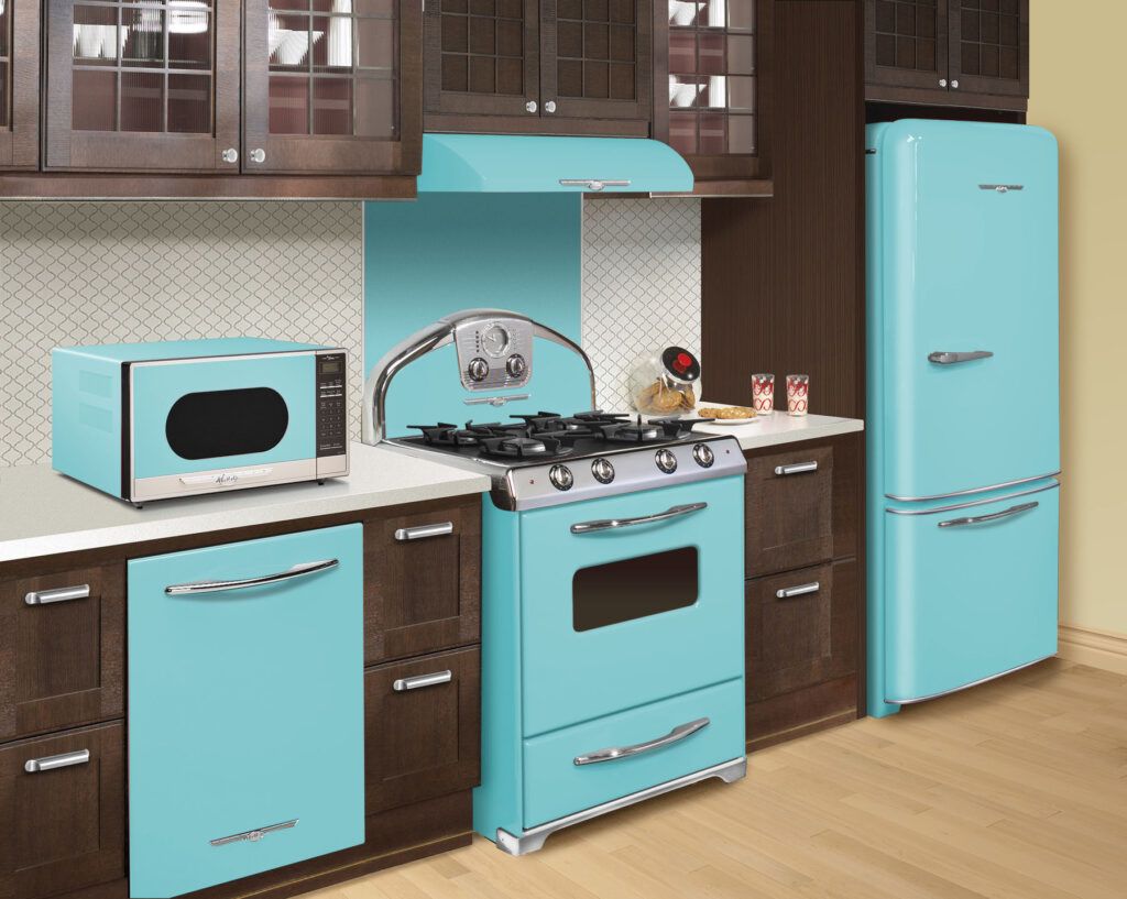 Retro Kitchen Appliances by Elmira Stove Works