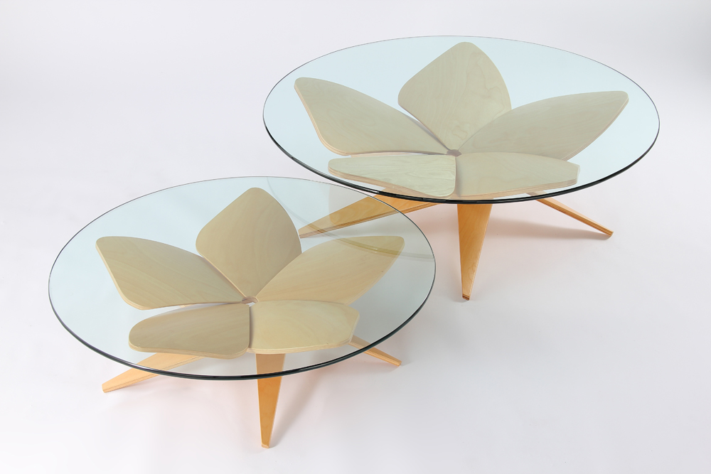 Hana flower shaped table