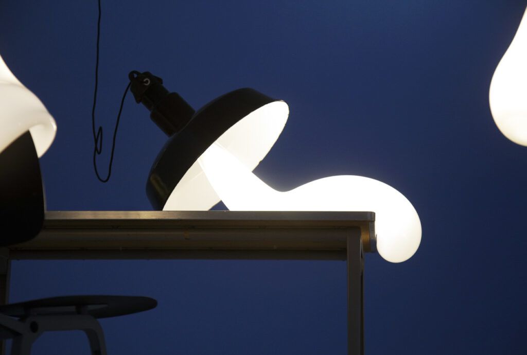 PIeke Bergmans glass lamps blob