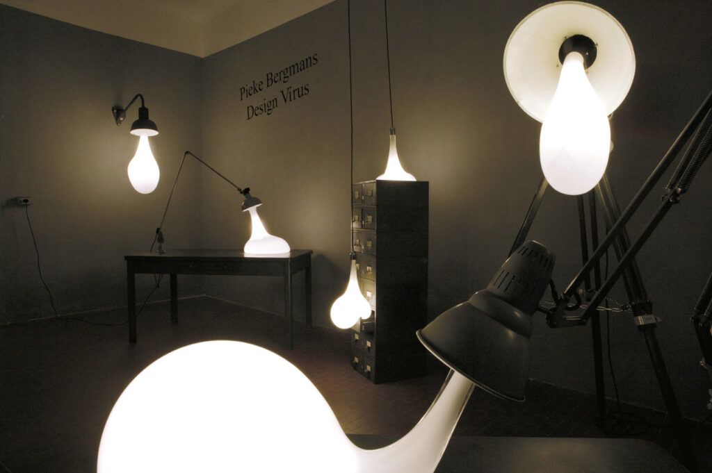 PIeke Bergmans glass lamps light blub