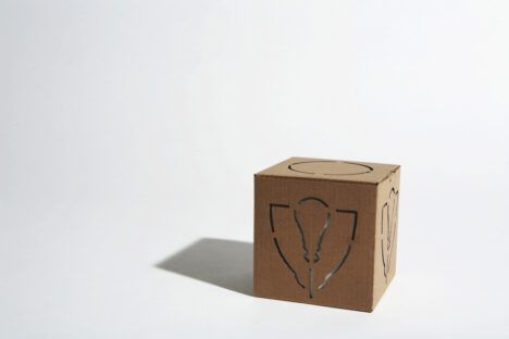 simple cardboard lamp design