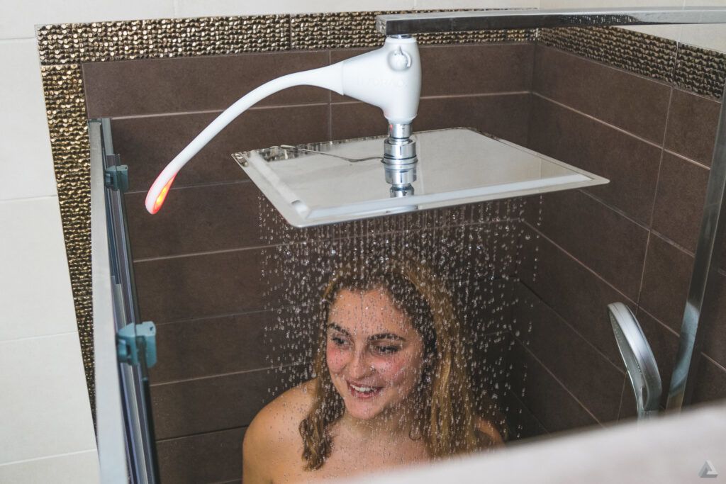 Tallal Hydrao Drop shower from above