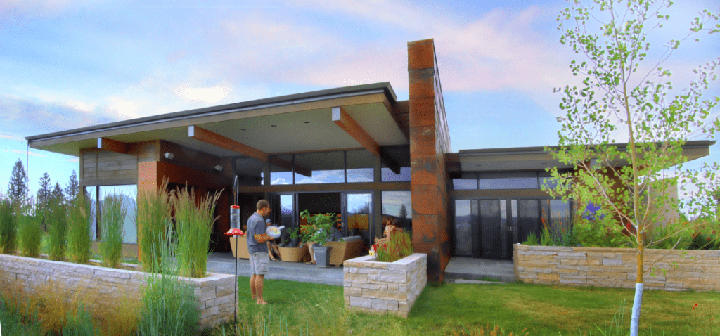 Pique rammed earth home front