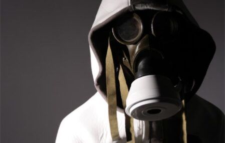 Urban Security Suit Tim Smit gas mask