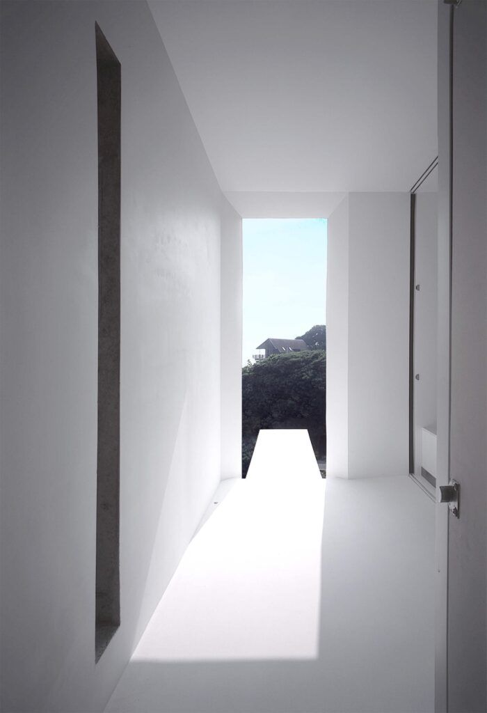 Scary Cliffside Home Kubota Architects diving board