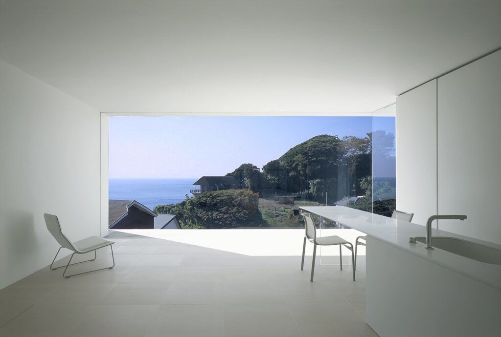 Scary Cliffside Home Kubota Architects minimalist