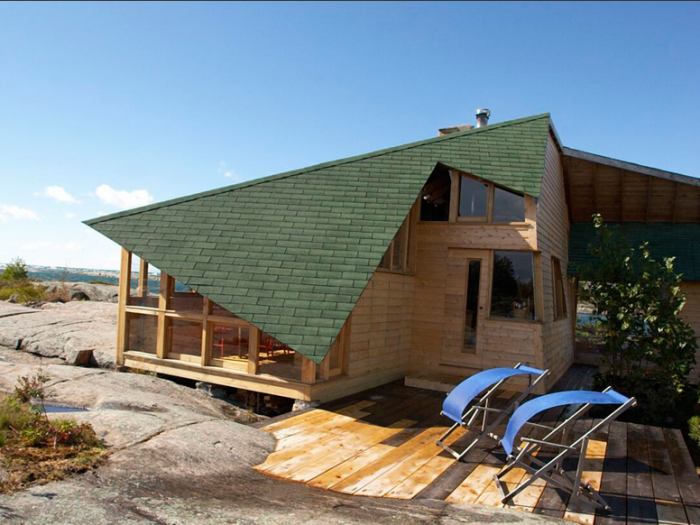 Molly's Cabin angular roof
