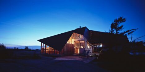 Molly's cabin at dusk