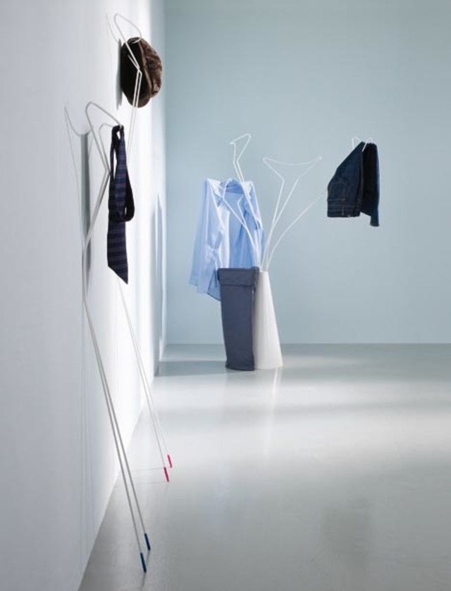 modern minimal clothes hangers
