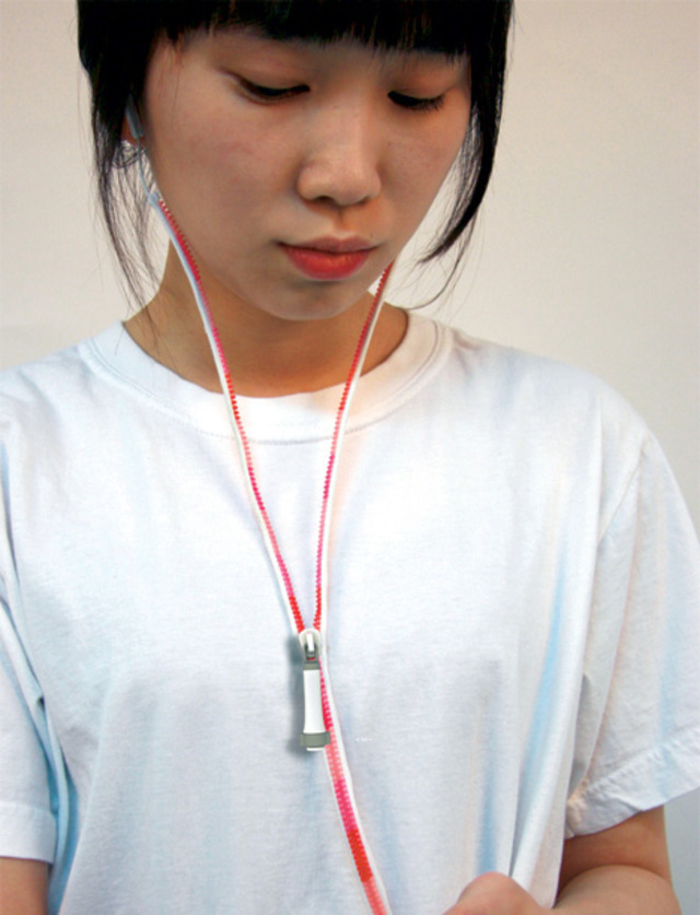 clever zipping headphone design