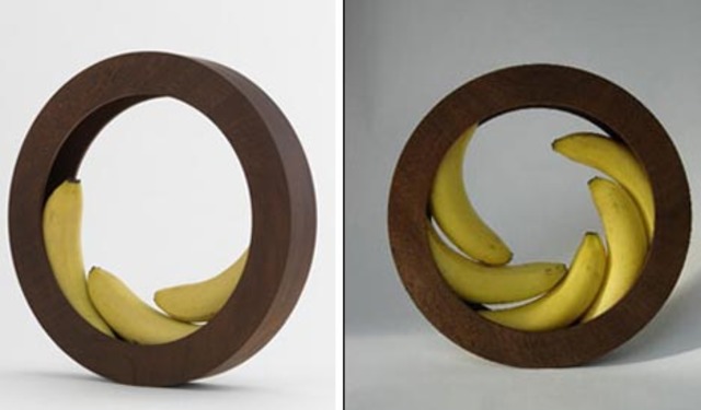 circular wood fruit bowl