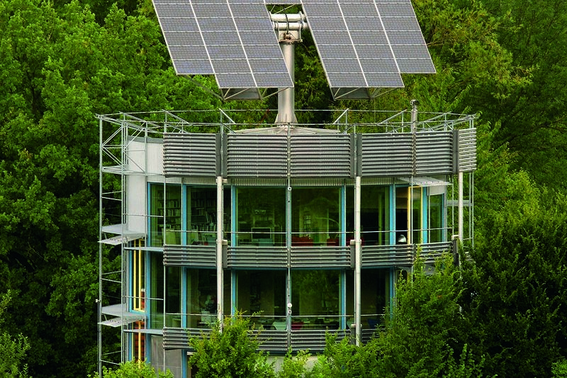 Heliotrope House by Rolf Disch