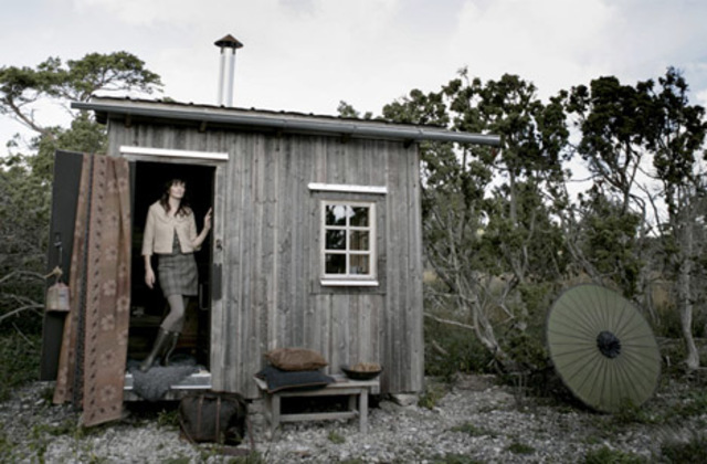 prefab modern rustic cabin