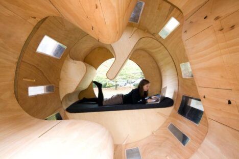 roll it house by university of karlsruhe bed
