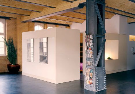 Berlin industrial loft renovation