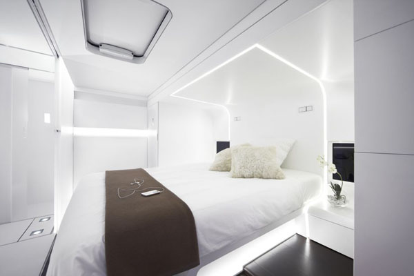 A-Cero Luxury RV bedroom