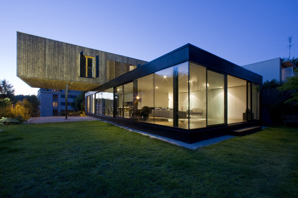 House in Sevres Cantilevered Rooms glass