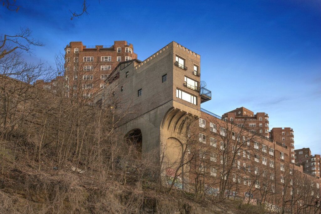 7Figure NYC Cliff House for Sale Designs & Ideas on Dornob