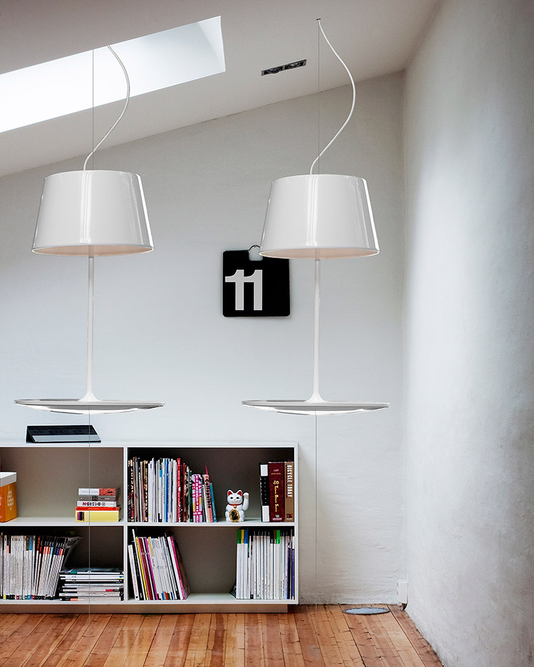 hanging lamp table