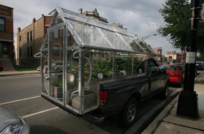 Portable gardens greenhouse pickup truck