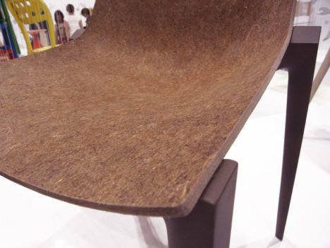 Close-up of the "liquid wood" Zartan Chair