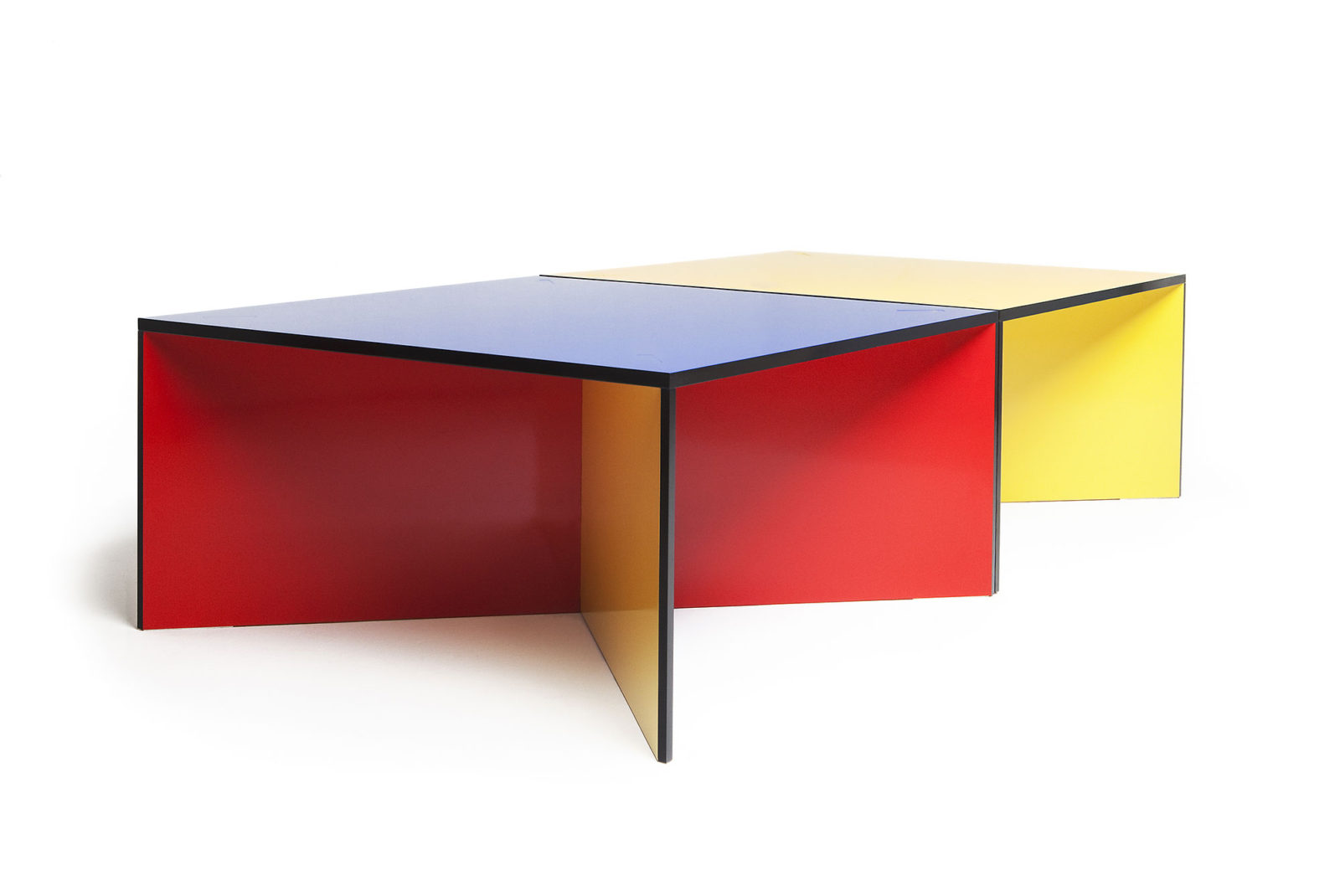 primary colors table