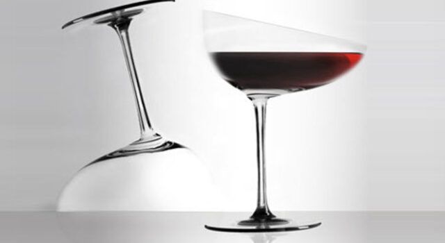 Custom wine glass set