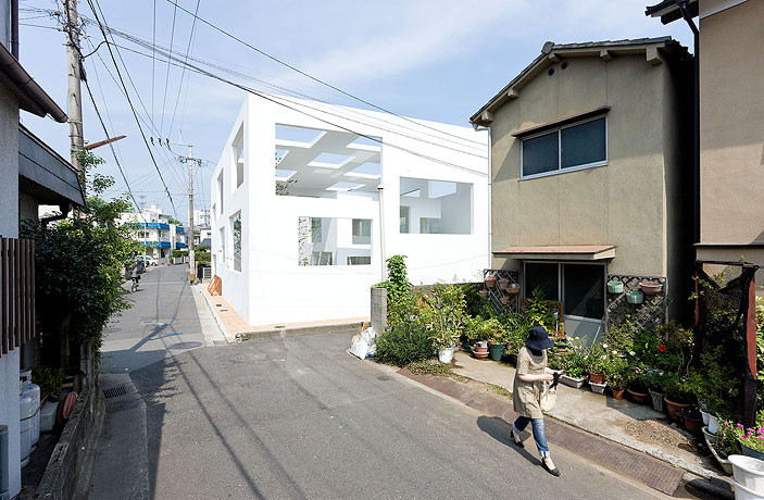 House N Sou Fujimoto exterior
