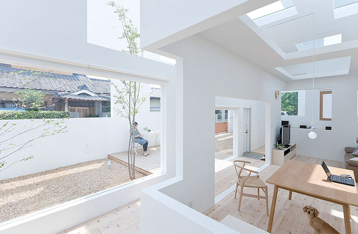 House N Sou Fujimoto indoor outdoor