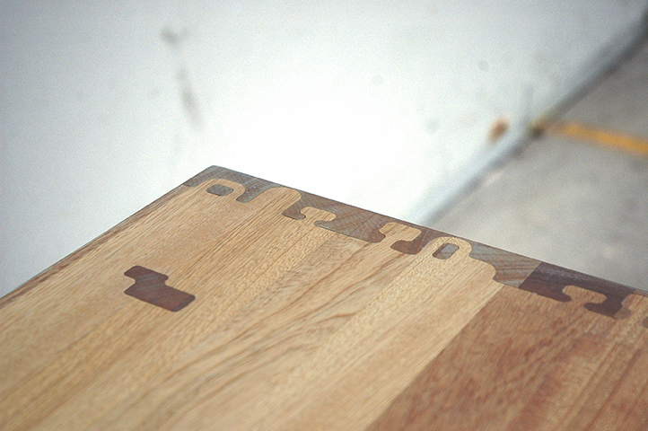 jointed table detail