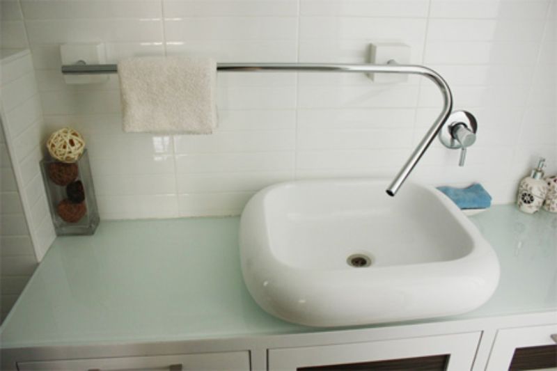 tel-aviv-apartment-renovation-bathroom-faucet