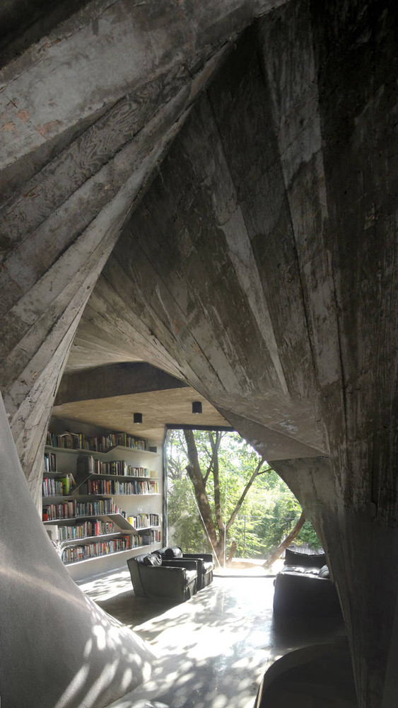 tea house curving concrete ceiling