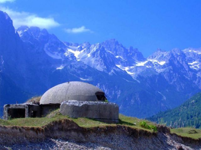 albanian-bunker