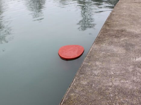 Rubber table floating