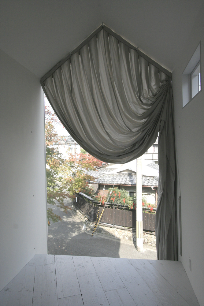 Glass tower house Kyoto curtain inside