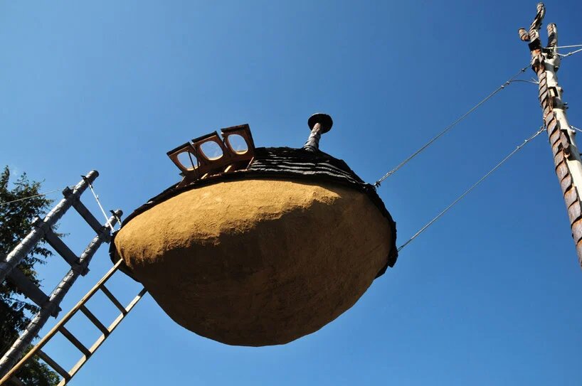 Terunobu Fujimori Flying Mud Boat hanging tree house