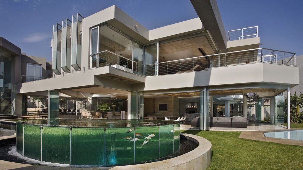 Glass House luxury retreat pool