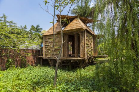 Vietnam low cost bamboo home