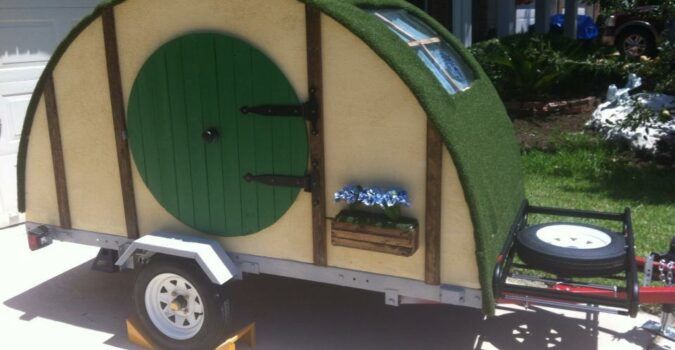 cute hobbit trailer