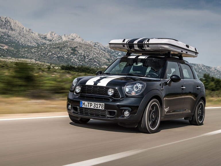 Rooftop Tent Makes the MINI Cooper a Camping Champ Designs Ideas on Dornob