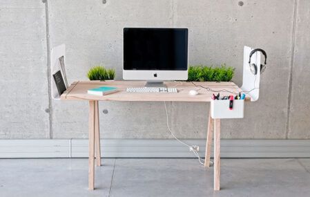 Worknest desk in action