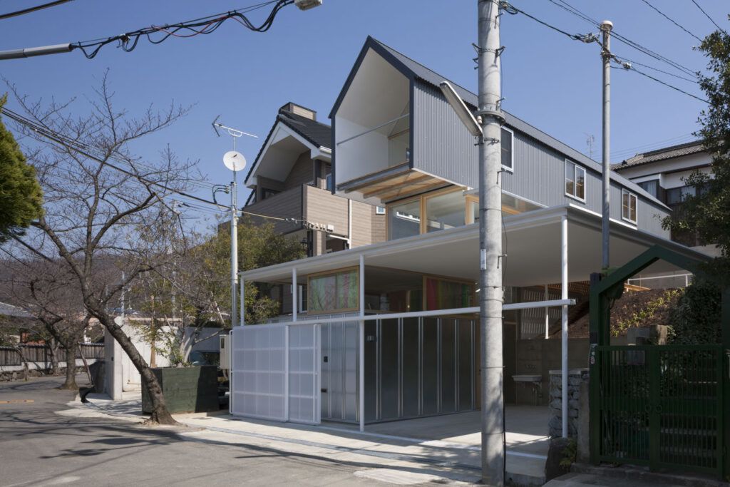 Tato Ishikiri's House Japan front