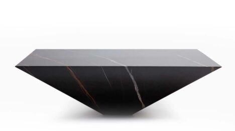 Lythos black marble table up close