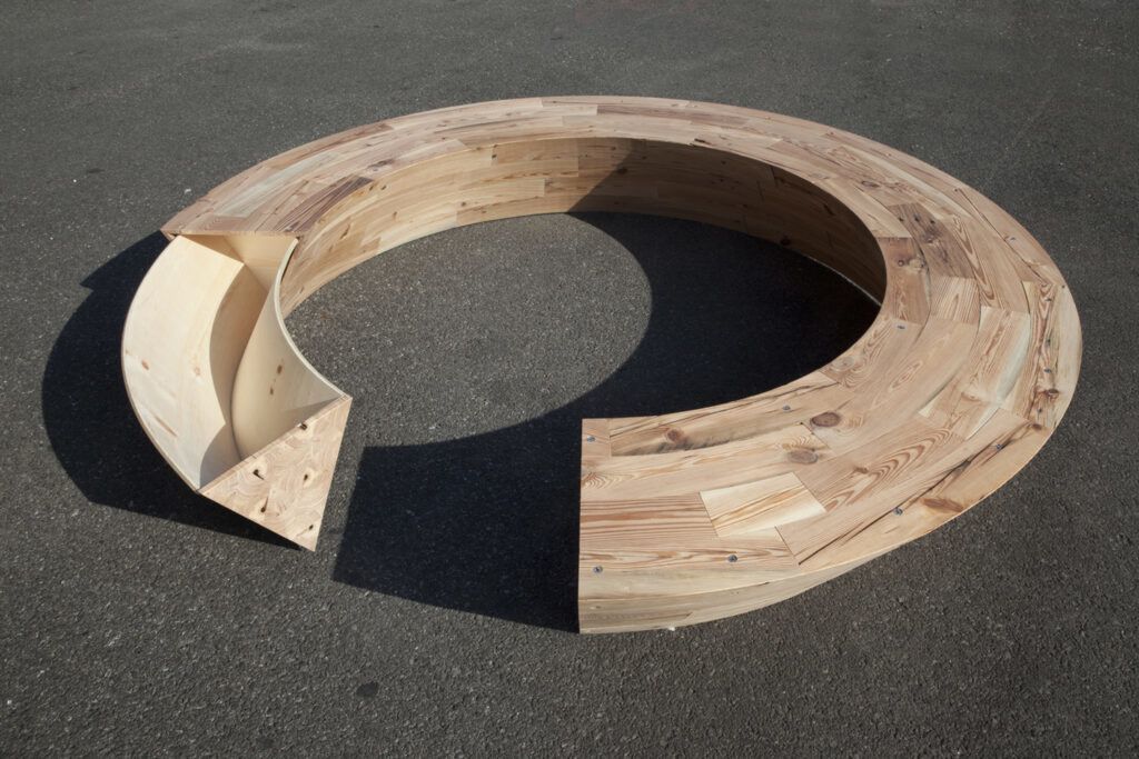round pine bench transforming