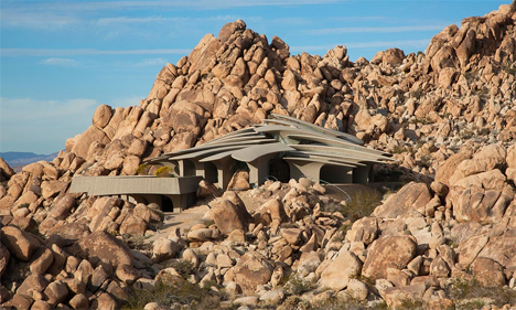 natural organic joshua tree home